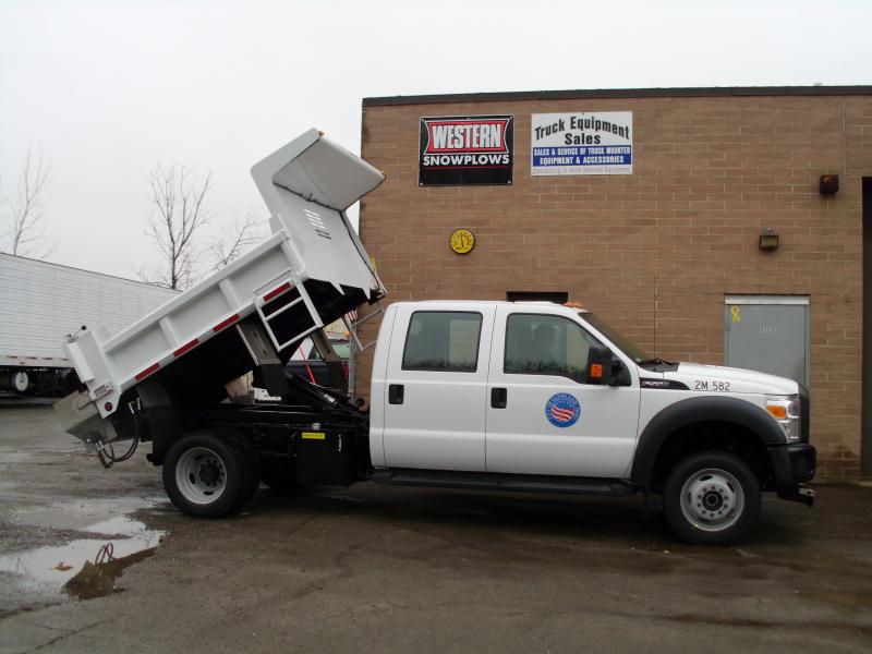 9' Dump Central Hydraulics W/ Plow & UTG Spreader